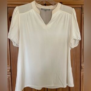 Danielrainn ivory top, v neck, puff sleeve, size Medium